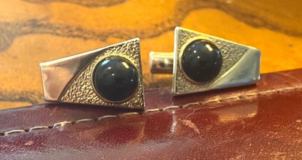 VTG Cufflink Set, Gold Tone with Black Lucite Inset